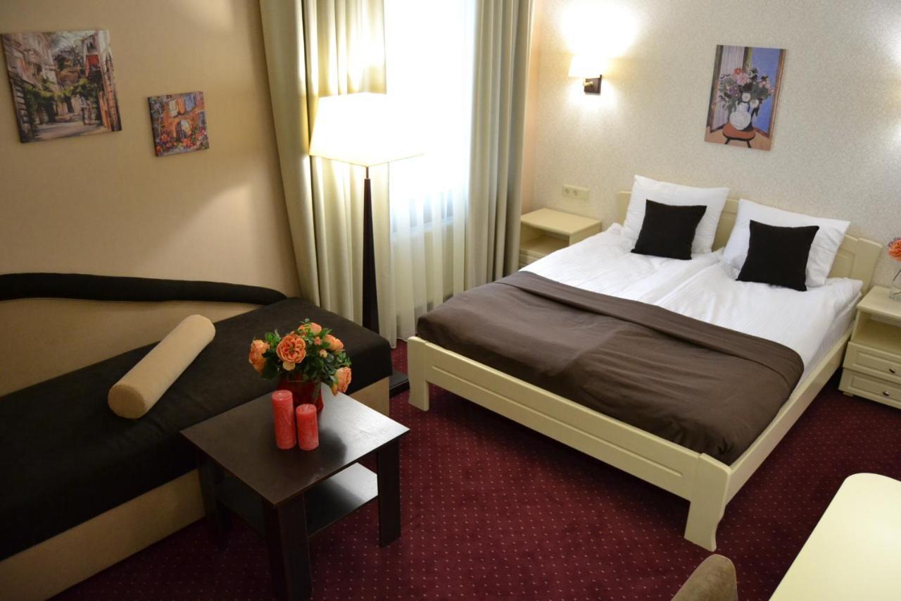 Hotel Ajur 敖德萨 外观 照片