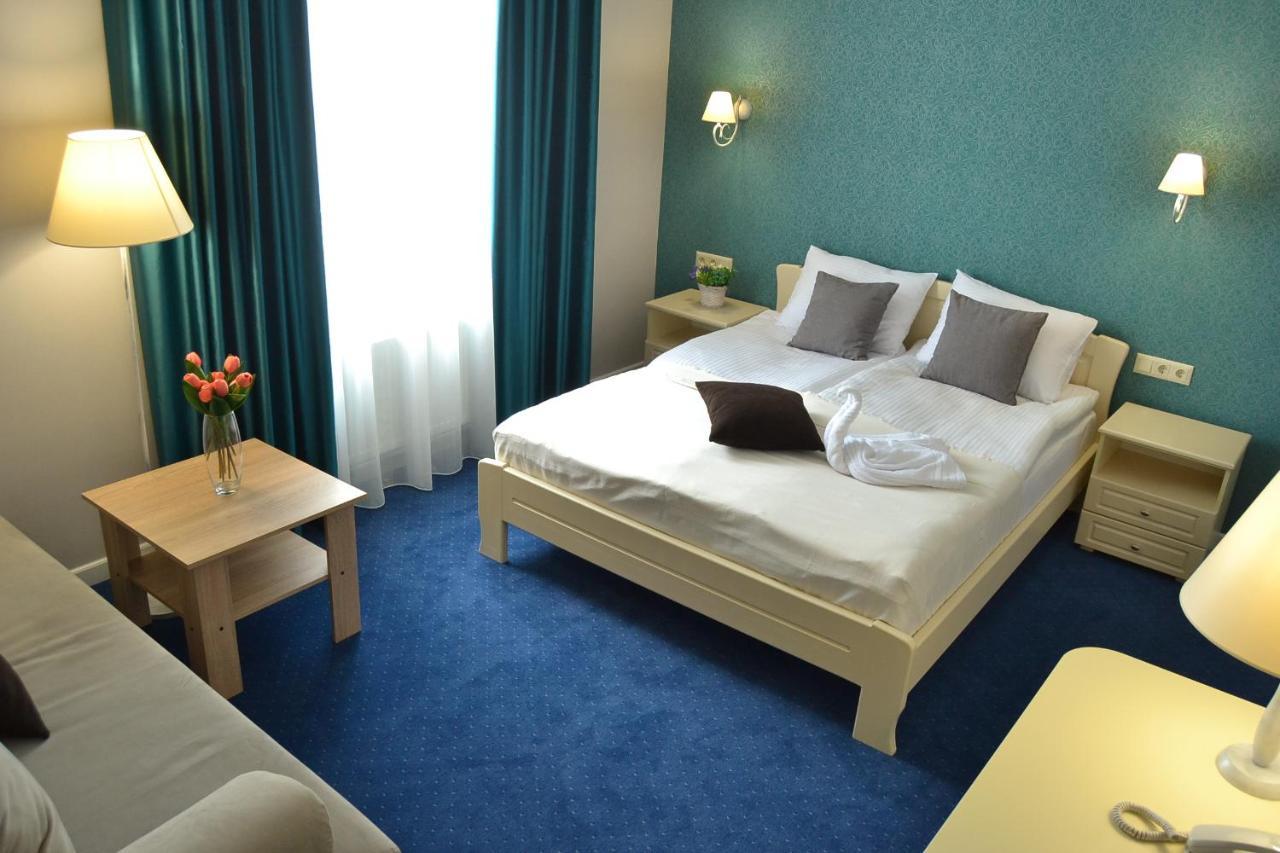 Hotel Ajur 敖德萨 外观 照片