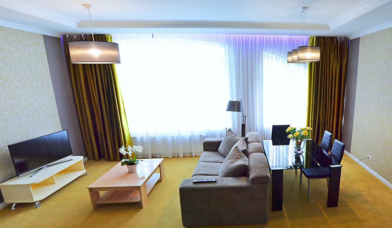 Hotel Ajur 敖德萨 外观 照片