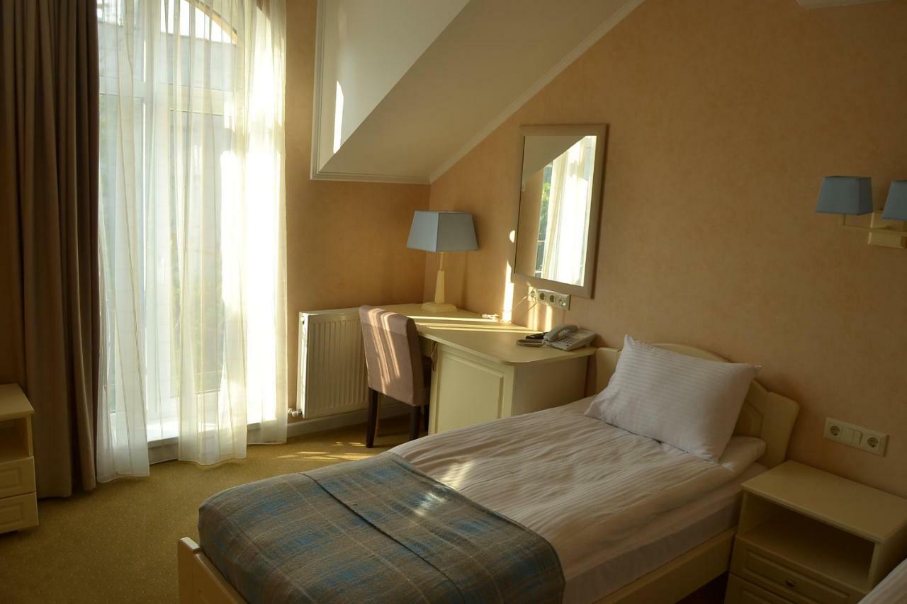 Hotel Ajur 敖德萨 外观 照片
