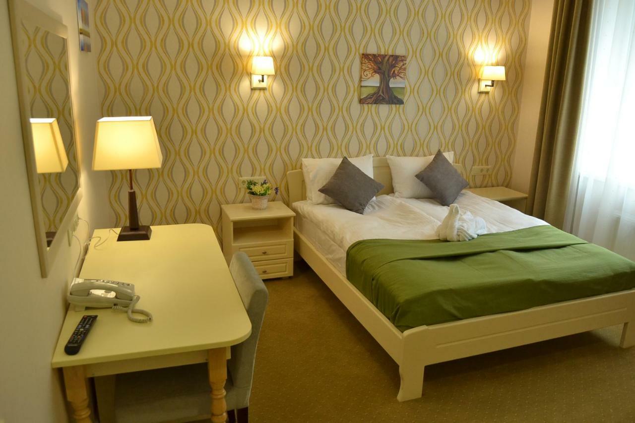 Hotel Ajur 敖德萨 外观 照片