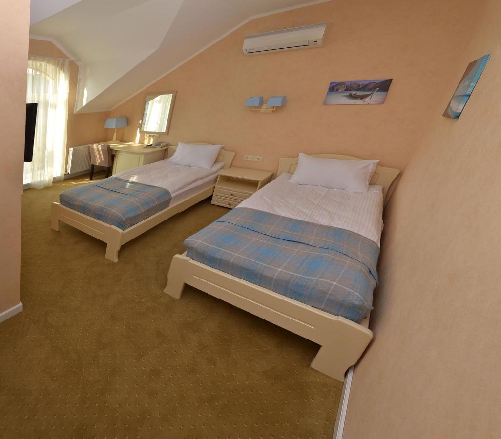 Hotel Ajur 敖德萨 外观 照片